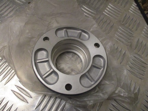 Yamaha nos bearing housing - yamaha,
