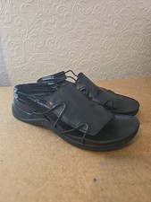 Clarks Springers Black Sandles Size 4.5
