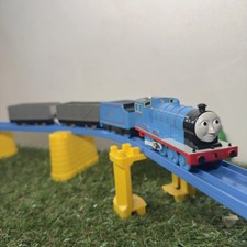 Plarail TOMY Trackmaster  -