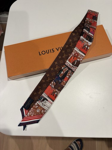 Louis vuitton silk twilly - louis,