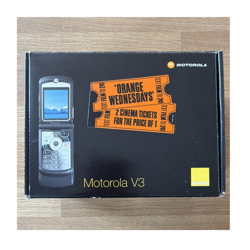 Motorola black flip - motorola, mobile
