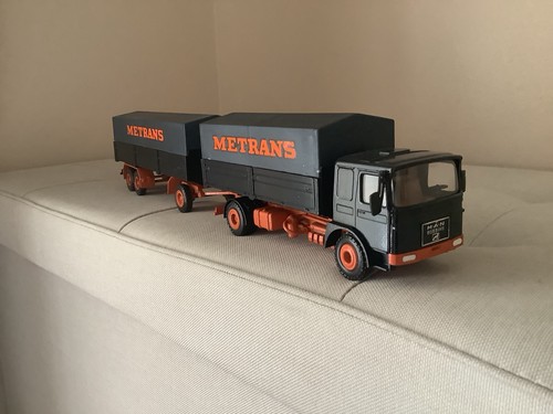 Conrad man bussing wagon - conrad,