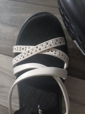 Skechers Rumblers Size-6 Women's Wedge Sandal - Black/White (38562)