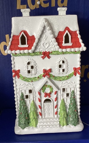Light ceramic house - up,