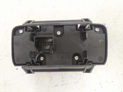 10002882 light switch 210757