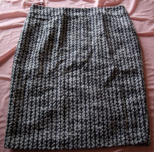 M&S Wool Blend Tweed  Skirt Size 14 Black & White Mix Short Lined VGC