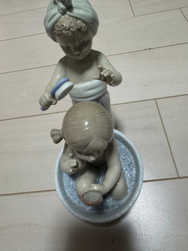 Lladro children bathtime - lladro, children's