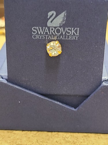 Swarovski crystal pin tack - pin,