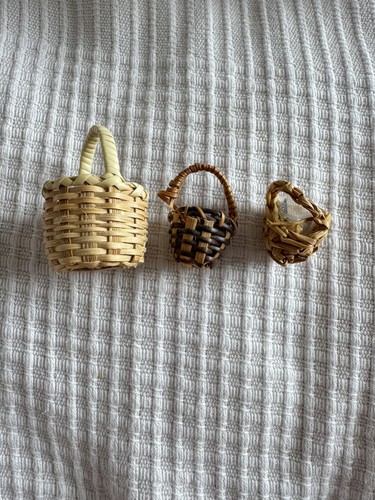Vintage dolls house miniature - house,