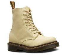 Dr Martens Doc 8 Hole 1460