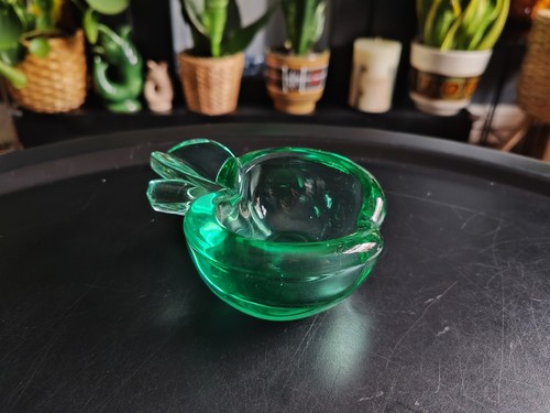 Green apple ashtray - apple, vannes
