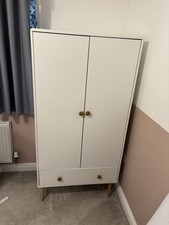 Child’s bedroom furniture