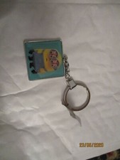 MINION ENAMEL KEYRING UNION JACK GLASSES no packaging