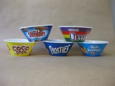 5 Plastic Cereal Bowls