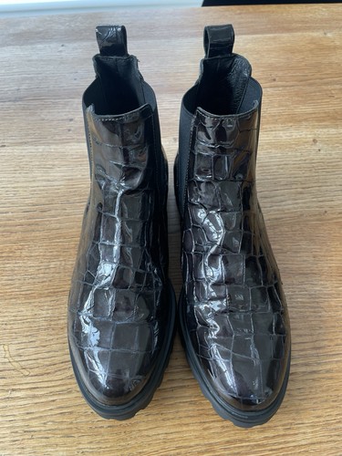 Women russell bromley - russell,