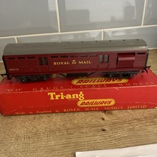 Tri-ang Royal Mail R23 Coach Vintage OO Gauge Model Railway Boxed VGC