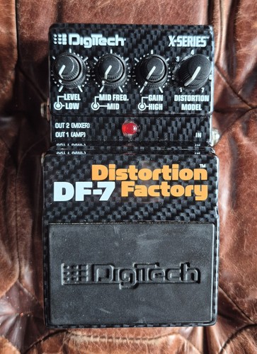 Digitech distortion - df-7,