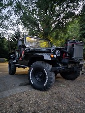 Hawk Jeep 4x4 V8