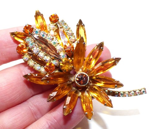 Viintage juliana brooch - juliana,