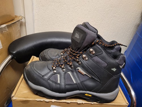 Hyena safety boots vibram - safety,