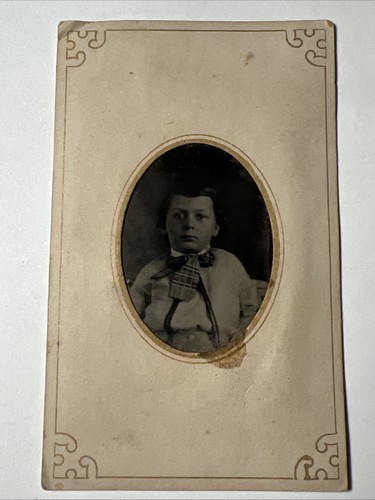 Antique tintype photo straight - antique,