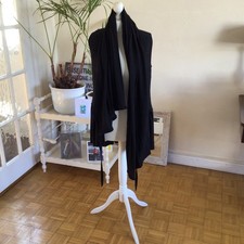 SLEEVELESS JACKET