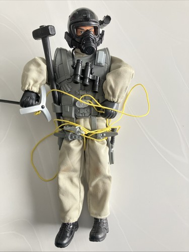 Hasbro action man - 12”,