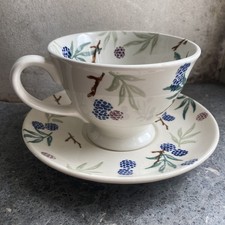Royal Winton Blueberry Hand