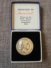 Commemorative Medal Queens