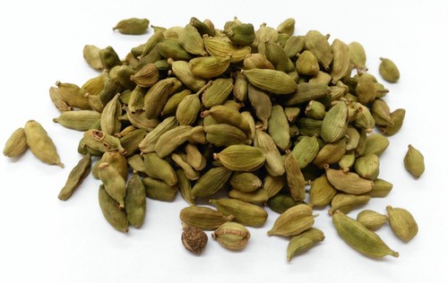 Cardamom pods cardamon green - cardamom,