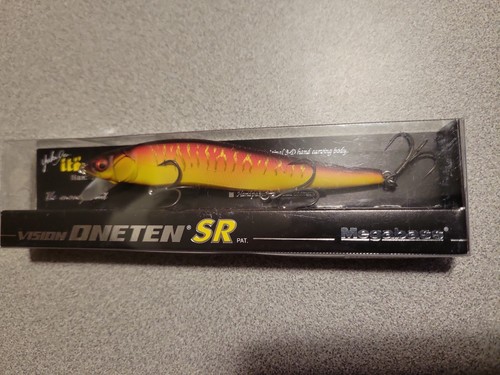 Megabass vision 110 - 110, aka
