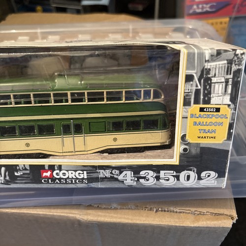 Corgi 43502 blackpool - corgi,