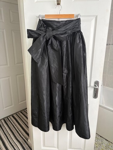 Laura ashley black - laura, taffeta