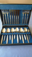 VINTAGE CUTLERY  CASED