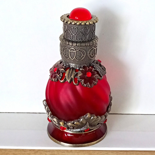Red decorative glass - decorative, glass/crystal
