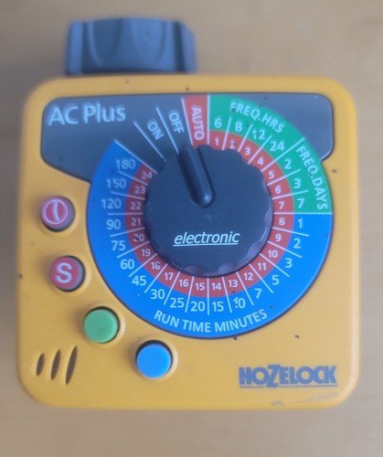 Hozelock 2700 plus watering - hozelock,
