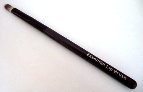 No7 essential lip - essential,