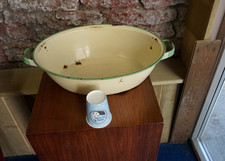 Vintage Weathered Green Cream