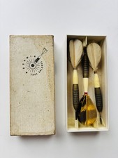Vintage Dorwin Darts Set-