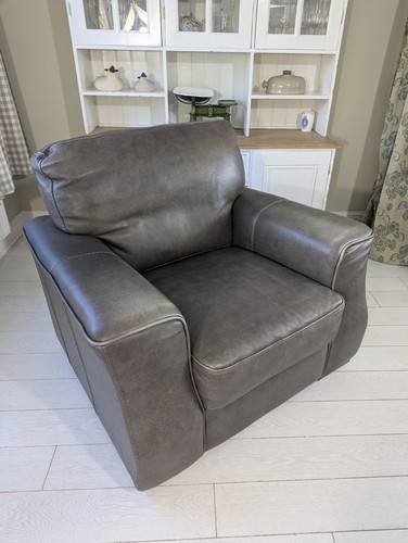 Large grey leather - large,