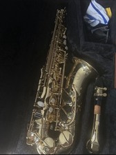 Alto saxophone chateau - by,