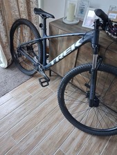 Trek Marlin 7 Mountain Bike Men's Medium/Large