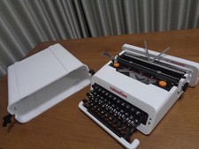 Olivetti Valentine's Typewriter Color White Fully functional Vintage From Japan