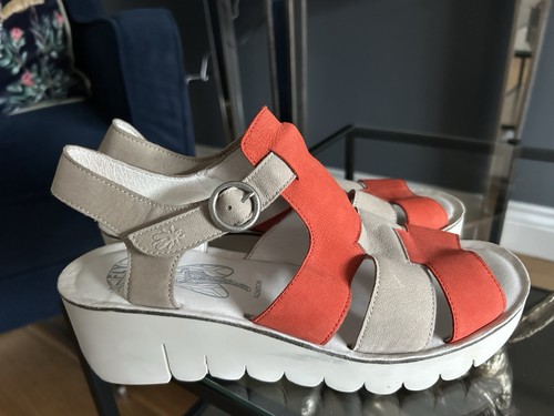 Fly london suede sandals size - fly,