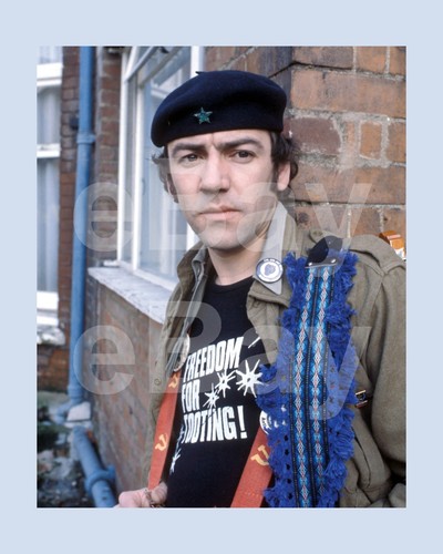 Citizen smith robert - (tv),