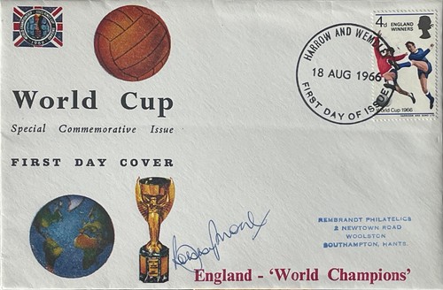 Bobby moore england 1966 world - bobby,