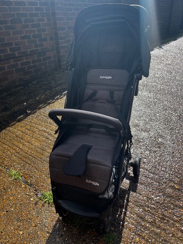Puggle pram foldable good - pram,