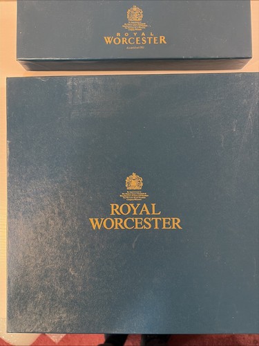 Royal worcester cake dish - royal, and