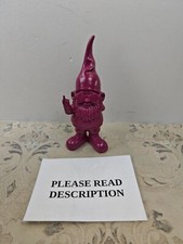 Lesser & Pavey Gnomes Behaving