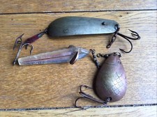 3 OLD VINTAGE FISHING LURES.